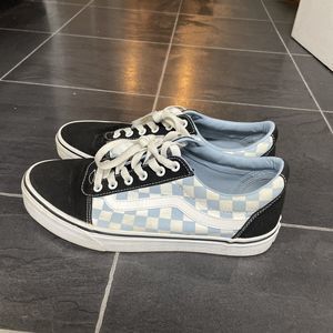 Vans Old Skool Low Checkerboard Baby Blue And Black Women’s Skate Shoes Size 10